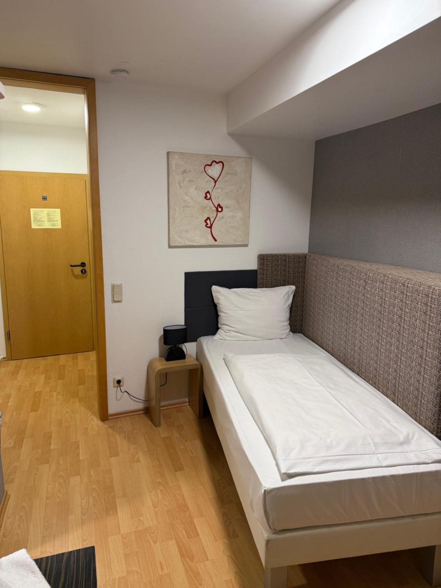 Hotel Eurocity Bruchköbel Εξωτερικό φωτογραφία
